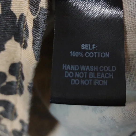 Lulus Fashionably Fierce Beige Leopard Print Denim Jean Jacket Size Small - Picture 9 of 10